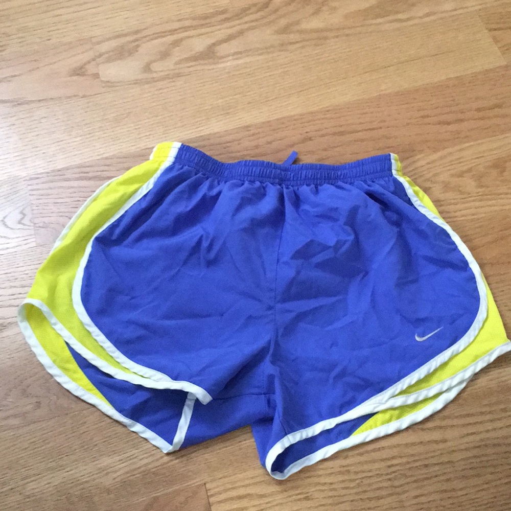 Nike Tempo Short